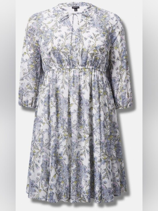 Torrid Curve Dresses & Skirts - Torrid Mini Clip Dot Keyhole Dress Pristine Floral